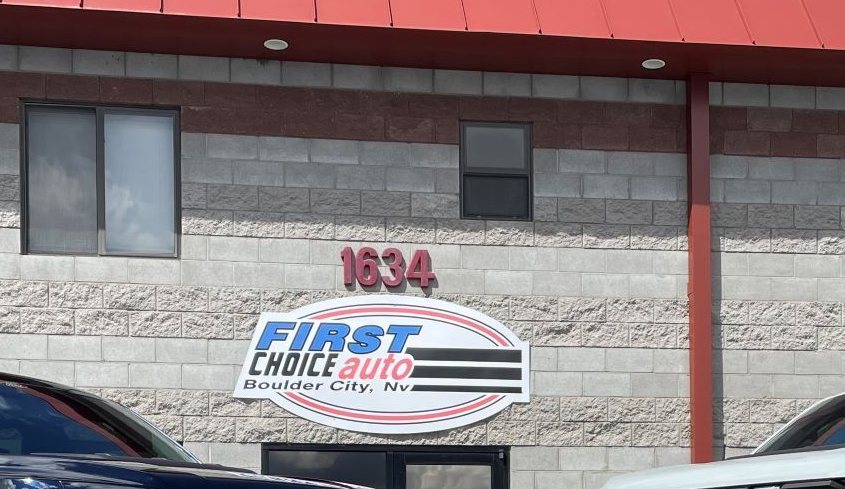 First Choice Auto sign on Foothill